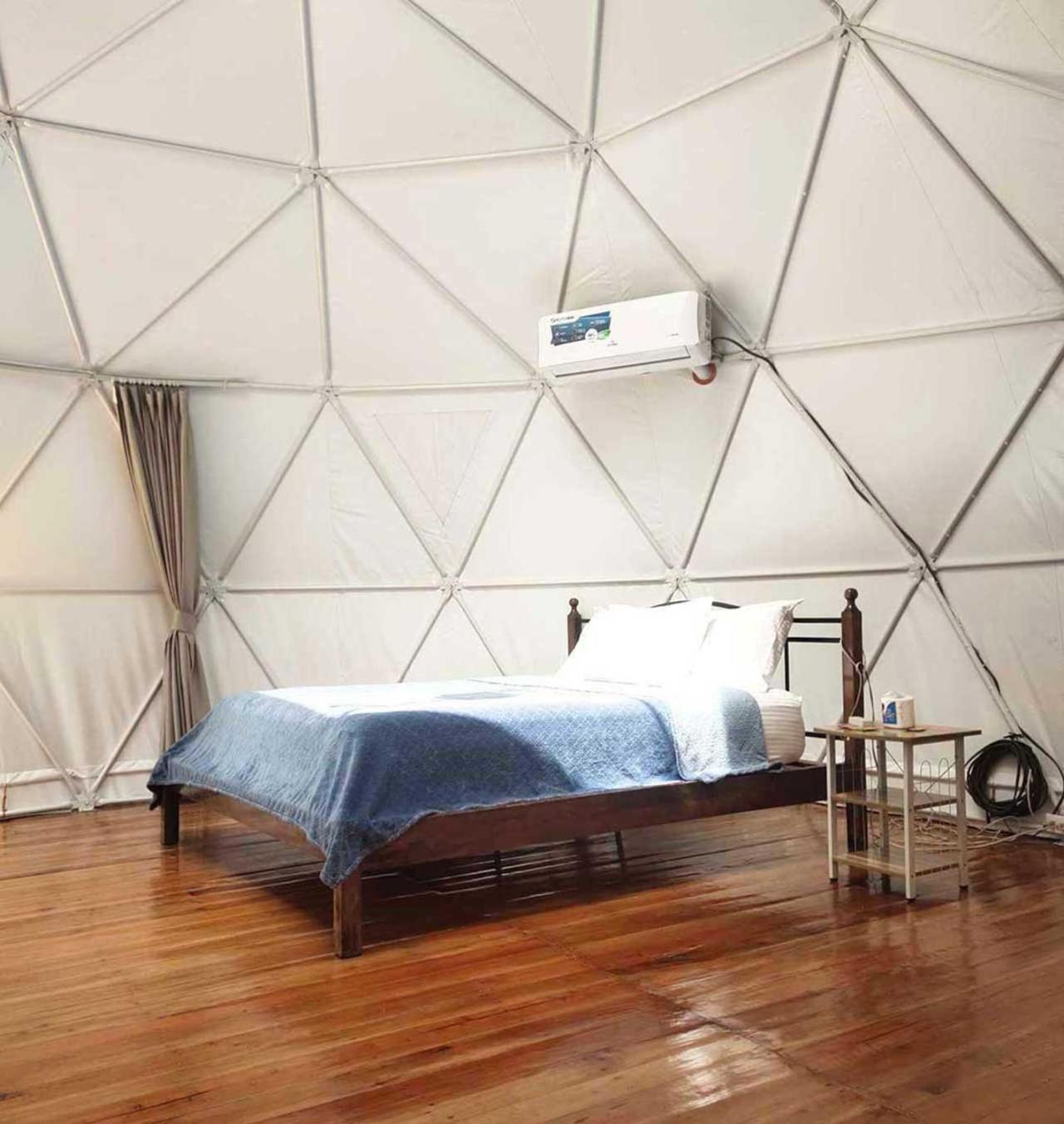 Eco Glamping Treehouses Closest To Tourist Attractions Luxury tent *